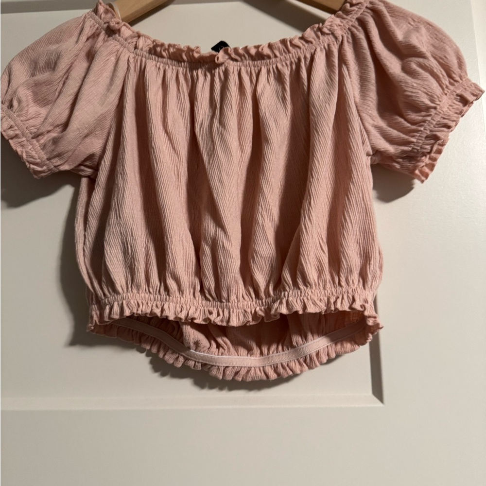 Pink Off-Shoulder Cropped Top - Picture 2 of 4